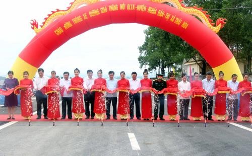 Inauguración de varios proyectos clave en la provincia de Nghe An - ảnh 1