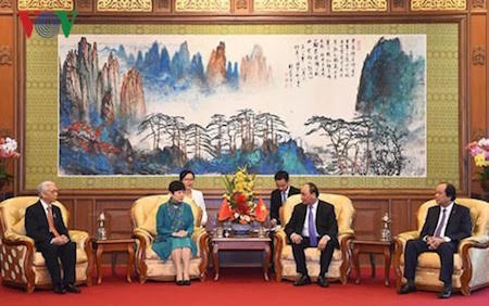 Consolidan relaciones de amistad Vietnam-China - ảnh 1