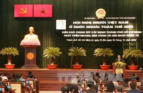 Vietnam por atraer recursos humanos del exterior para el desarrollo nacional - ảnh 1