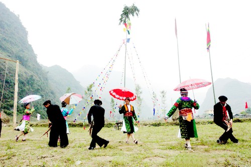 Los Mong protegen sus costumbres tradicionales - ảnh 2