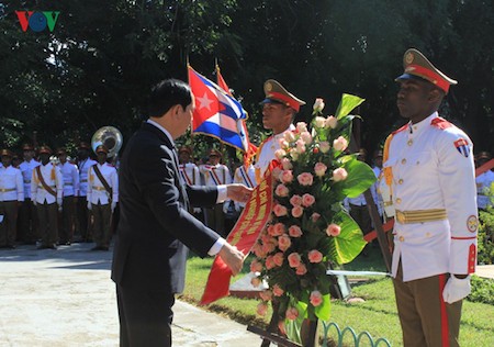 Presidente vietnamita Tran Dai Quang en visita en Cuba   - ảnh 13