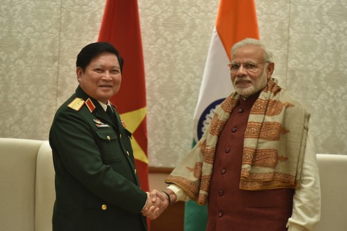 India concede gran importancia al fomento de cooperación en defensa con Vietnam - ảnh 1