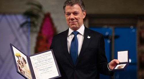 Juan Manuel Santos: el acuerdo en Colombia es un modelo para otros países en guerra - ảnh 1