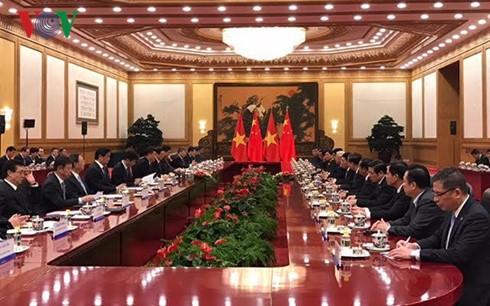 Acuerdan líderes de Vietnam y China medidas para fortalecer relaciones - ảnh 2