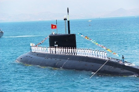 Vietnam da la bienvenida al sexto submarino de la clase Kilo comprado a Rusia - ảnh 1