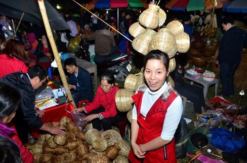 Mercado Vieng, donde se busca suerte y fortuna - ảnh 3