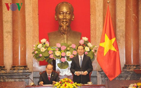 Fortalecen cooperación oficina presidencial y Frente de la Patria de Vietnam - ảnh 1