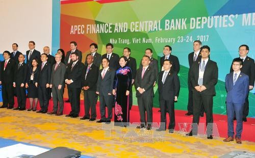 Inauguran en Nha Trang reunión de subjefes de Finanzas del APEC  - ảnh 1