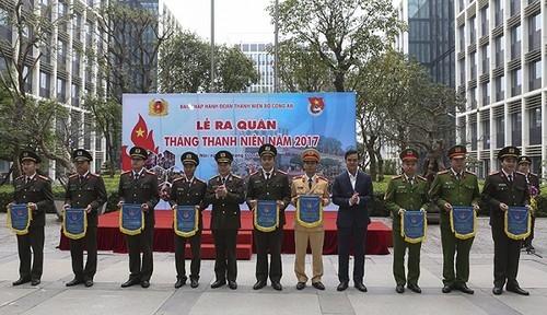 Ministerio de Seguridad Pública de Vietnam lanza Mes de la Juventud 2017 - ảnh 1