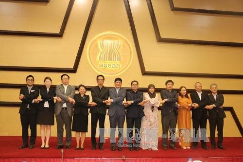 Vietnam promueve iniciativa de Integración de la Asean - ảnh 1