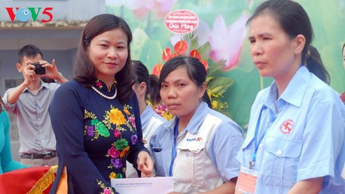 Vietnam aprecia papel de trabajadores en nueva etapa de desarrollo - ảnh 1