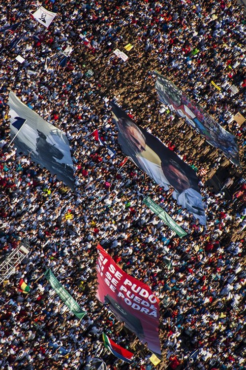 Marcha en Cuba, por Fidel, la Revolución y el futuro - ảnh 1