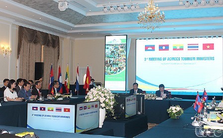 Vietnam promueve la cooperación turística con países vecinos - ảnh 1