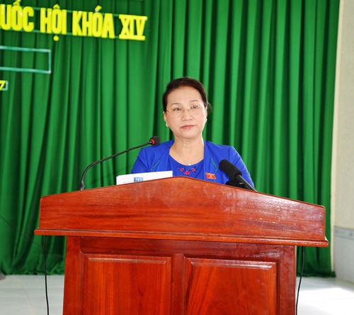 La presidenta del Parlamento vietnamita se reúne con los electores de Can Tho - ảnh 1