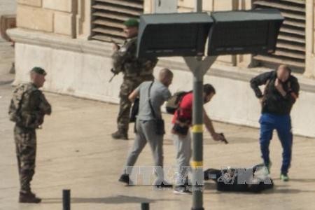 Estado Islámico reclama responsabilidad por el ataque a cuchillo de Marsella - ảnh 1