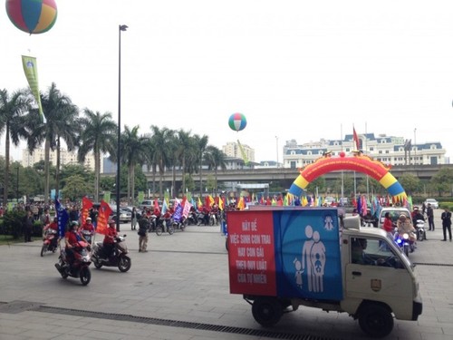 Vietnam estimula la revisión médica antes del matrimonio para garantizar la buena salud popular - ảnh 1