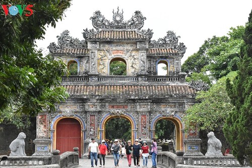 Hue, capital de los festivales de Vietnam - ảnh 2