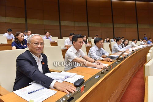 Parlamento vietnamita aprueba Ley de Protección de Secretos Estatales - ảnh 1