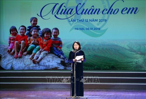 Llaman a sociedad vietnamita a apoyar a niños en situación difícil - ảnh 1