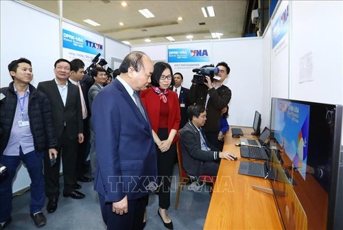 Primer ministro vietnamita repasa preparativos de la cumbre entre Corea Democrática y Estados Unidos - ảnh 1