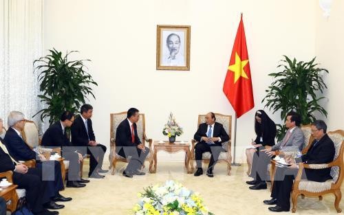 Jefe de gobierno vietnamita recibe al ejecutivo de corporación tailandesa - ảnh 1
