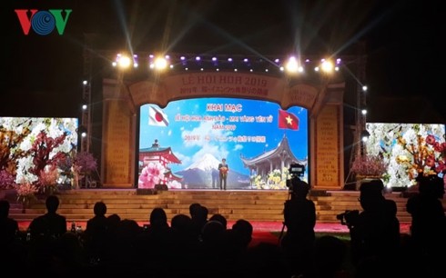 Quang Ninh inaugura el Festival de Flores de Cerezo y Ochna Yen Tu 2019 - ảnh 2