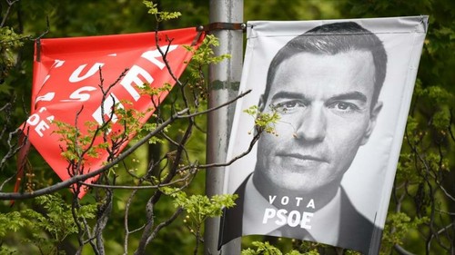PSOE necesitaría pactar para gobernar España según sondeos preelectorales - ảnh 1