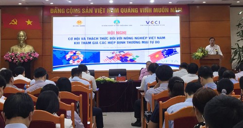 Identifican oportunidades y desafíos para la agricultura vietnamita derivados de tratados de libre comercio - ảnh 1