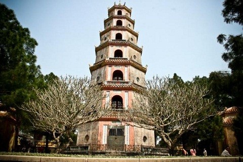 Thien Mu, la pagoda más antigua de la ciudad imperial de Hue - ảnh 3