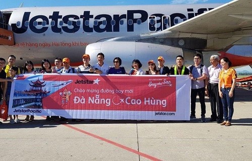 Abren nueva ruta aérea entre ciudades de Vietnam y Taiwán - ảnh 1