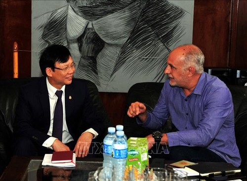 Vietnam y Cuba afianzan vínculos en el campo de periodismo - ảnh 1