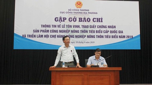Elegirán y premiarán los mejores productos industriales para las zonas rurales vietnamitas - ảnh 1
