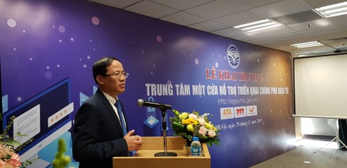 Inauguran centro de ventanilla única para impulsar el gobierno electrónico en Vietnam - ảnh 1