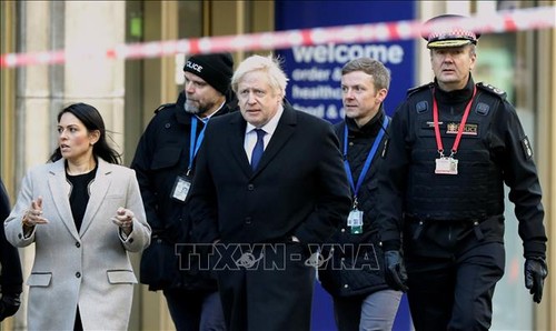 Boris Johnson promete revisar el sistema de penas tras el atentado en Londres - ảnh 1