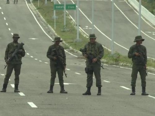 Venezuela activa defensas militares en medio de tensiones con Estados Unidos - ảnh 1
