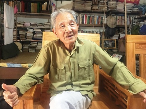 Nong Viet Toai, un escritor de las zonas montañosas de Viet Bac - ảnh 1