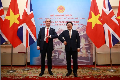 Vietnam y Reino Unido acuerdan fortalecer la cooperación multifacética - ảnh 1