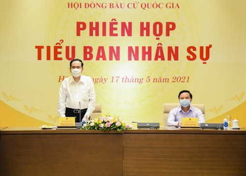 Consejo Electoral Nacional de Vietnam celebra reunión sobre trabajo del personal - ảnh 1