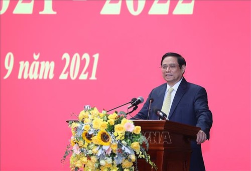 El primer ministro vietnamita pide una mayor renovación de la Academia de Defensa - ảnh 1