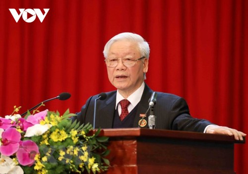 El líder político de Vietnam destaca el significado el Día de la Unidad Nacional - ảnh 1