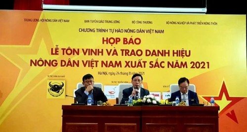Se distinguirá a los 63 agricultores más sobresalientes de Vietnam en 2021 - ảnh 1