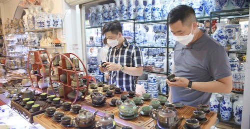 El Festival de Souvenirs contribuye a promover el turismo de Hanói - ảnh 1