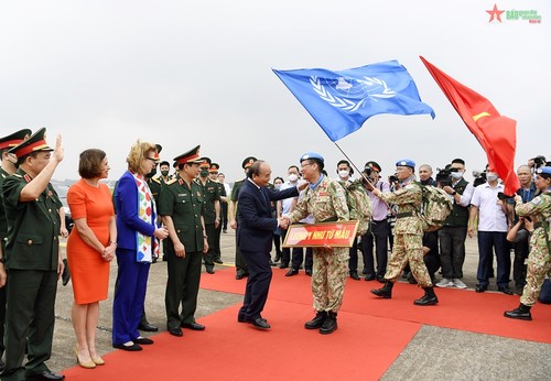 La participación de los cascos azules de Vietnam en misiones internacionales, prueba vívida de su política de paz - ảnh 1
