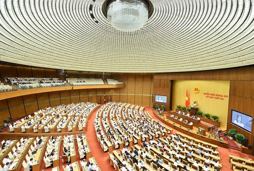 Parlamento vietnamita: inician los debates sobre la Ley de implementación de la democracia a nivel de base - ảnh 1