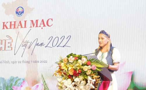 Inauguran el Campamento de Verano 2022 para jóvenes y estudiantes vietnamitas en el exterior - ảnh 2