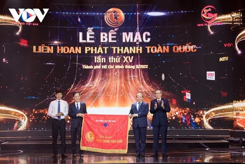 Clausura del XV Festival Radiofónico Nacional de Vietnam: nuevos récords - ảnh 14