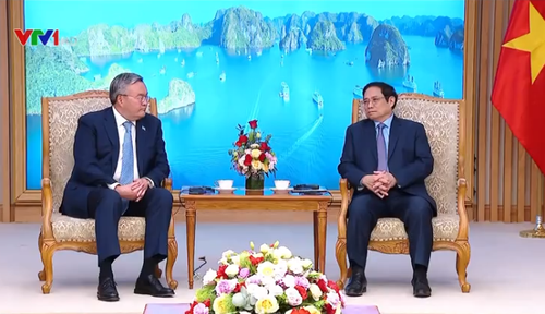Primer ministro vietnamita recibe a dirigente de Kazajstán - ảnh 1
