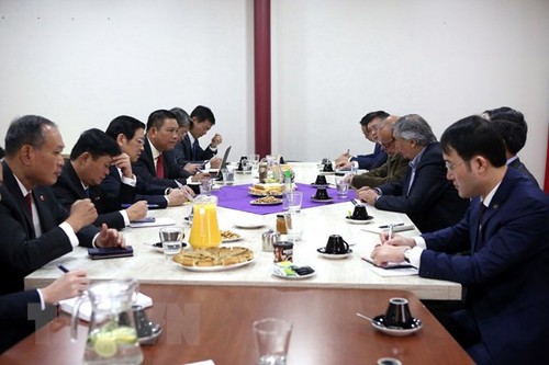 Delegación del Partido Comunista de Vietnam efectúa visita de trabajo a Chile - ảnh 1