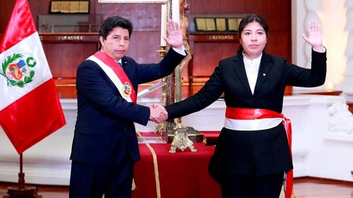 Betssy Chávez, la quinta persona en el cargo de primer ministro de Perú en 16 meses  - ảnh 1