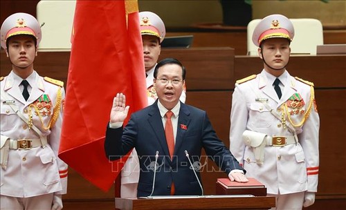 Líderes de Rusia, Corea del Norte, Japón, Italia y Mongolia felicitan al nuevo presidente de Vietnam - ảnh 1